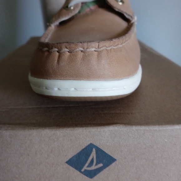 🌍Sperry's🌍 - Picture 5 of 6